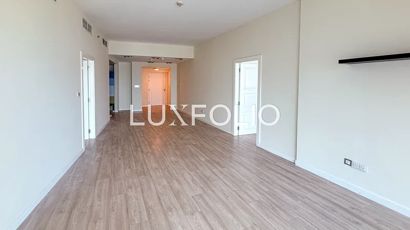 High Floor | Sea View | Available Now63773827937281114