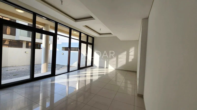 Maid Room | Prime Location | Bright And  Spacious63738198756867113