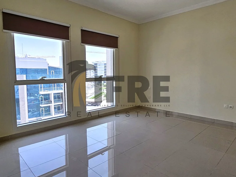 Bright & Spacious | Unfurnished | Community View63765185377923112