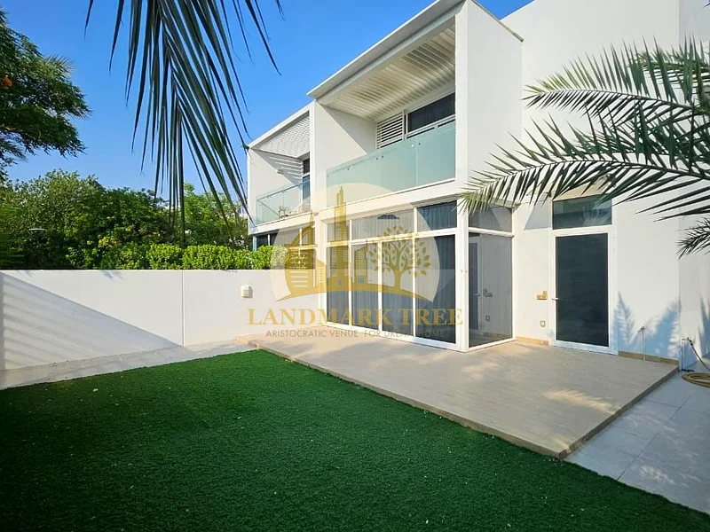Exclusive | Vacant | Huge 4BR+M | Semi Detached63925862351618110