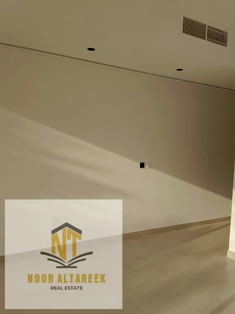 2-Bedroom Villa + Living Room63700390667394113