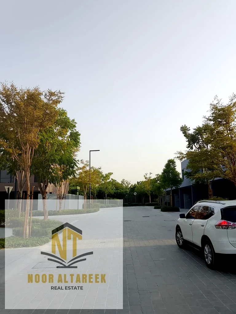 2-Bedroom Villa + Living Room63700390667394110