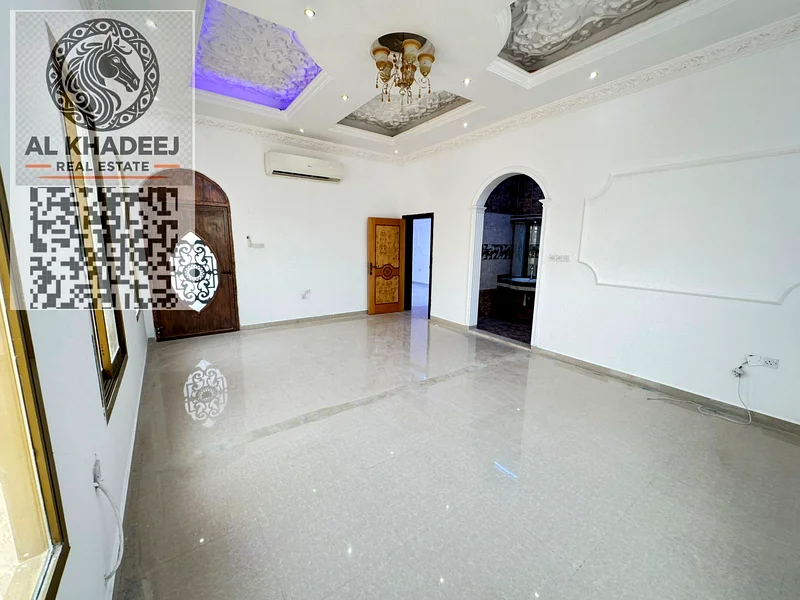فيلا من 5 غرف نوم رئيسية للبيع في الحمراء 3 مقابل 1,650,000 درهم63878297753218111