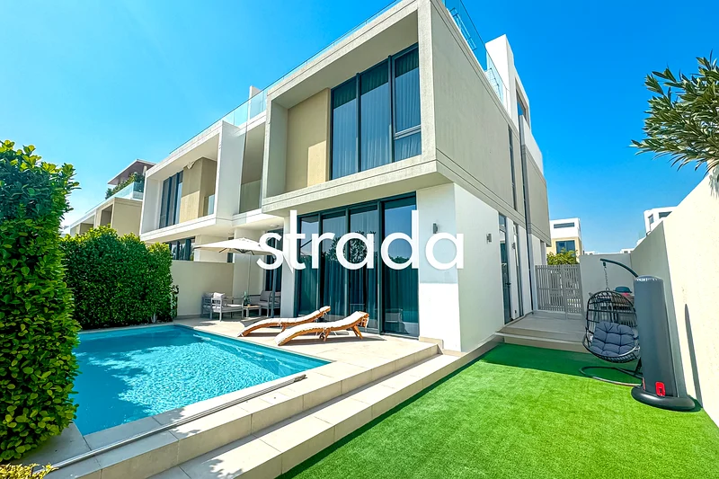 Private Pool | Rooftop Terrace | Single Row64043013159170110