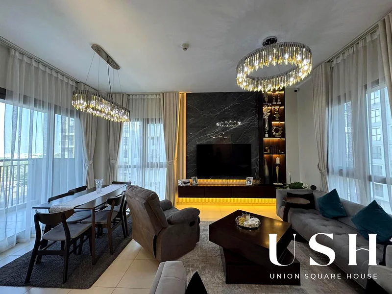 3 bedroom plus maid |Vacant of transfer Upgraded | Pool view63952184148737110