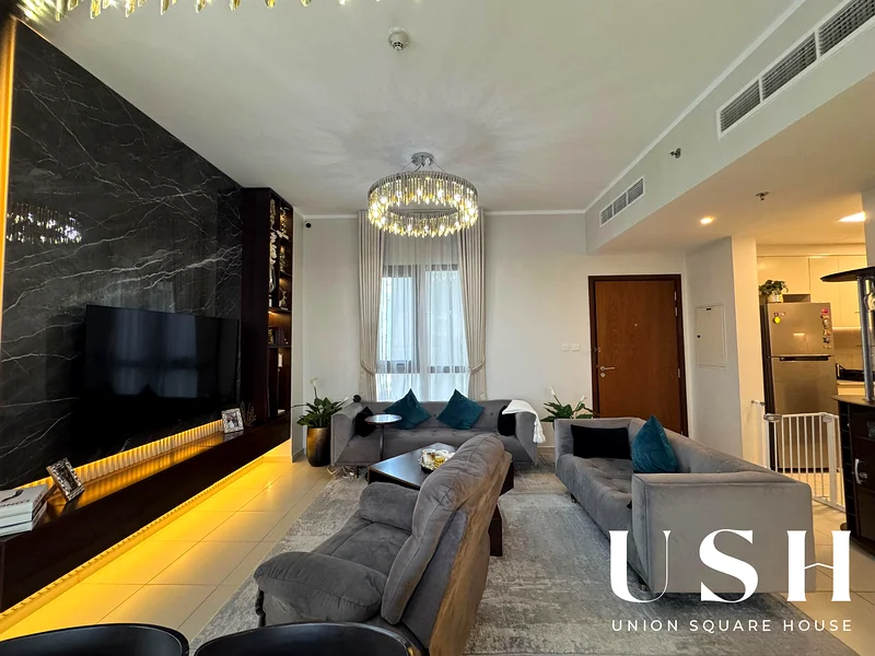 3 bedroom plus maid |Vacant of transfer Upgraded | Pool view63952184148737112
