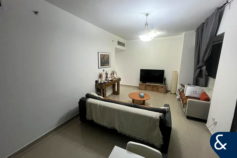 1 Bedroom | Vacant on transfer | Large layout63987755813635111