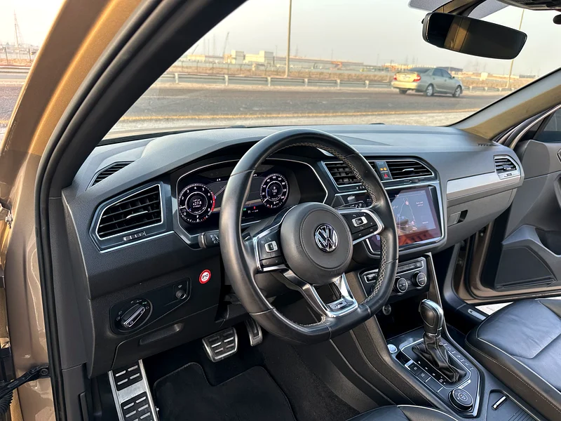 Volkswagen tiguan 2018 RLine GCC original paint first owner no accident super clean car63699034524801112