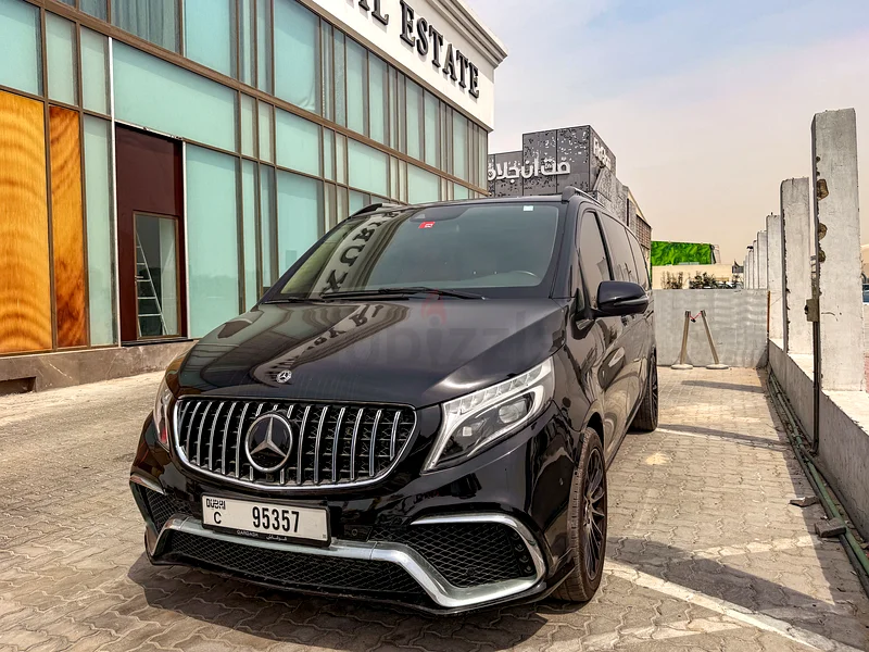 Mercedes-Benz V-Class | V 25063700564247554112