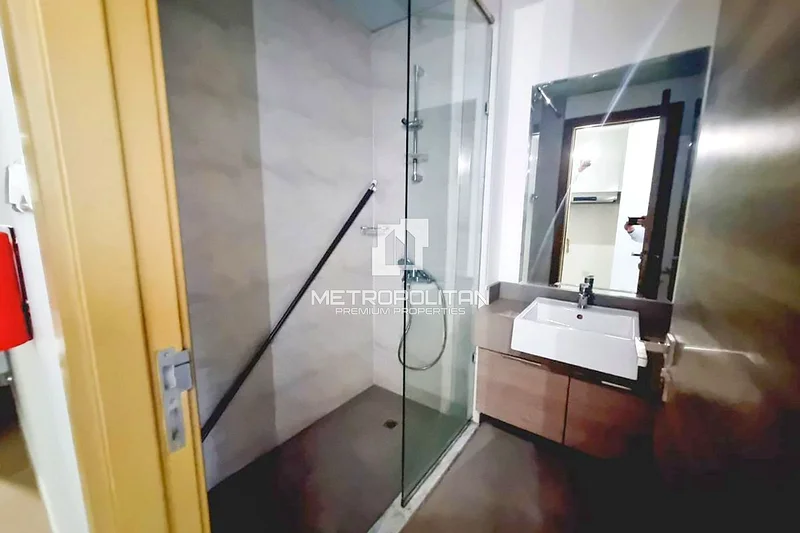 High Floor | Ready To Move | Sky line View63780243668098114