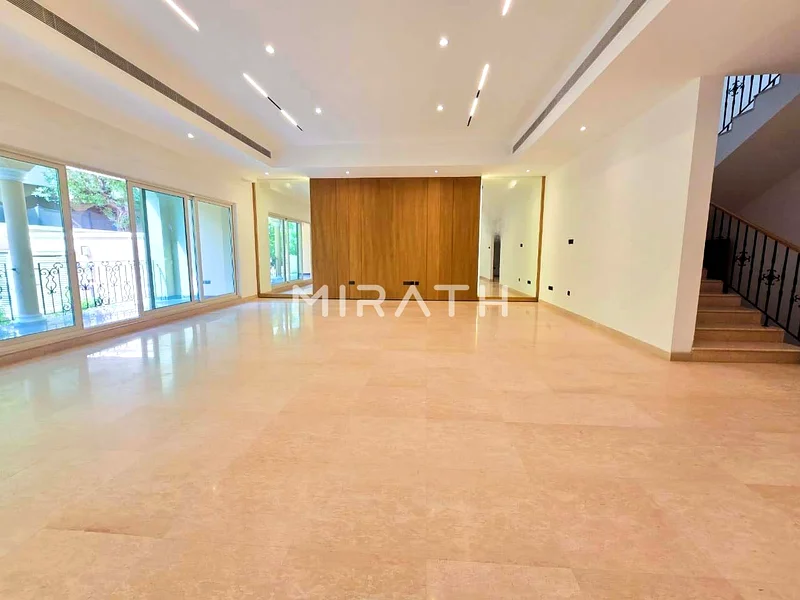 منظر سماوي مذهل | واسع | حديقة خاصة جميلة63808013160577112