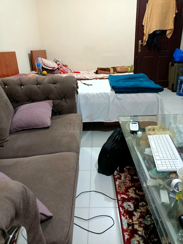 REAL Executive” bed space for Pakistani OR Indian Muslims Rolla Bank Street, Sharjah63624552018819113