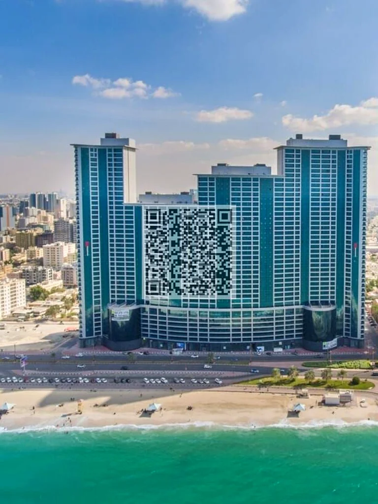 شقة فاخرة من غرفتي نوم بإطلالة على البحر والمدينة في مجمع عجمان كورنيش ريزيدنسي.63873841099267110