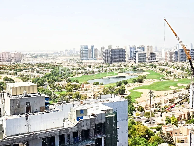إطلالة على ملعب الغولف | بدون مبرد | طابق علوي63654981319554110