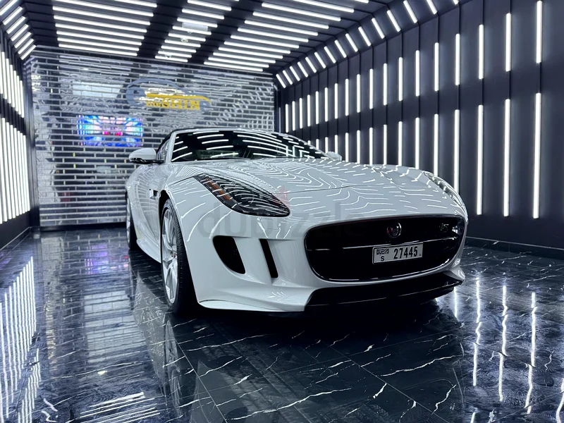 Cleanest Jaguar F-Type you will find in all of UAE63699026603009112