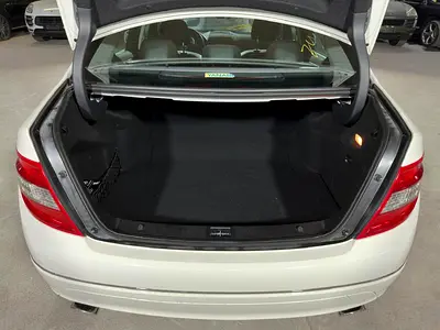 2010 Mercedes-BENZ C-CLASS — миниатюра 12