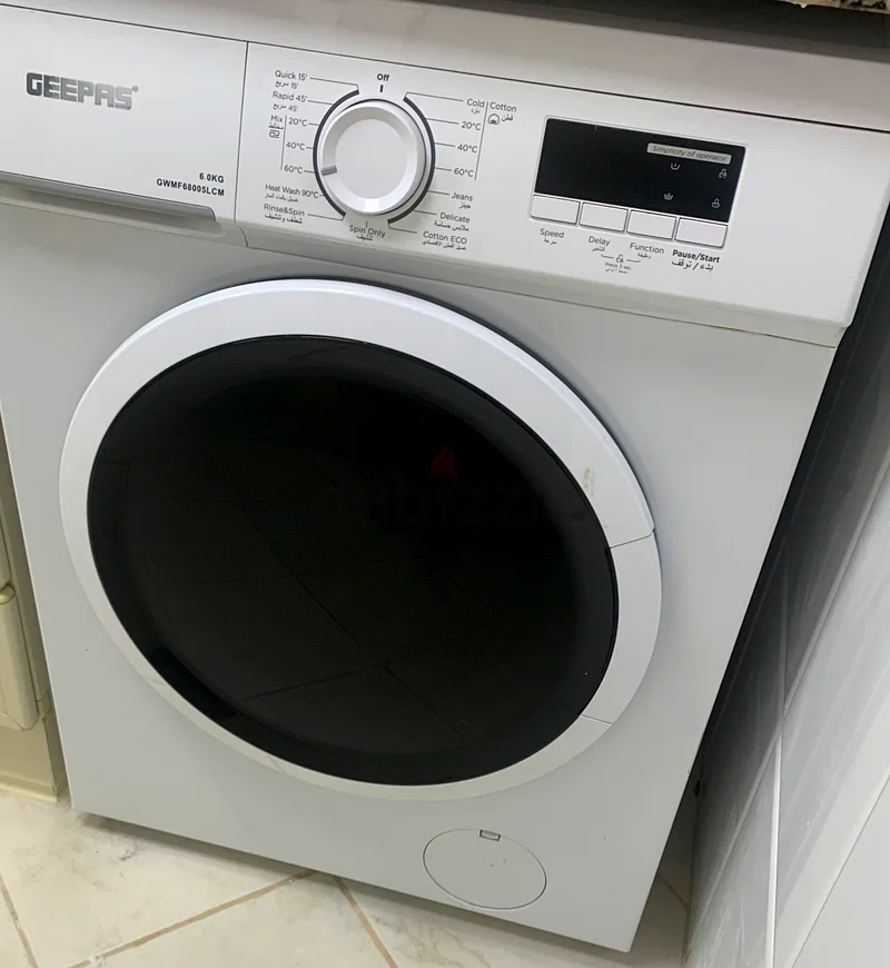 غرفة عائلية جاهزة للانتقال (يمكن للزوجين أو سيدتين البقاء)63623818520834112