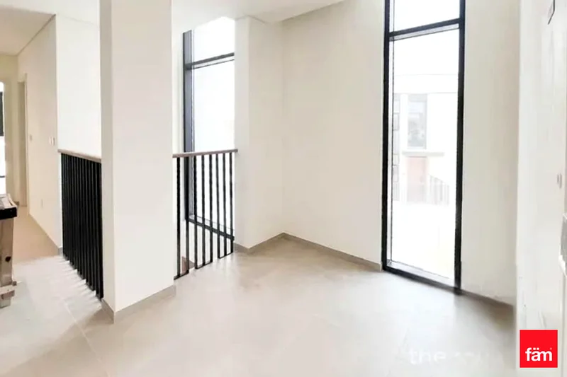 Brand New / Close to Park / Ready to move in63733044256130112