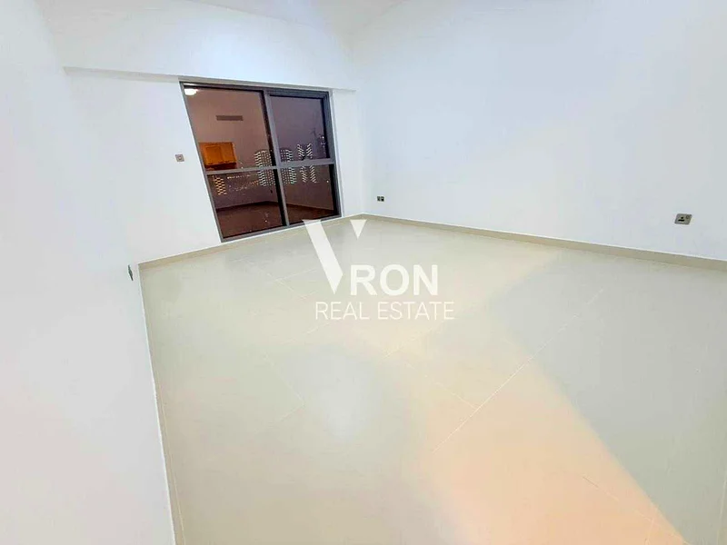 Spacious Layout | 12 Cheques | Amazing View63786649780737114