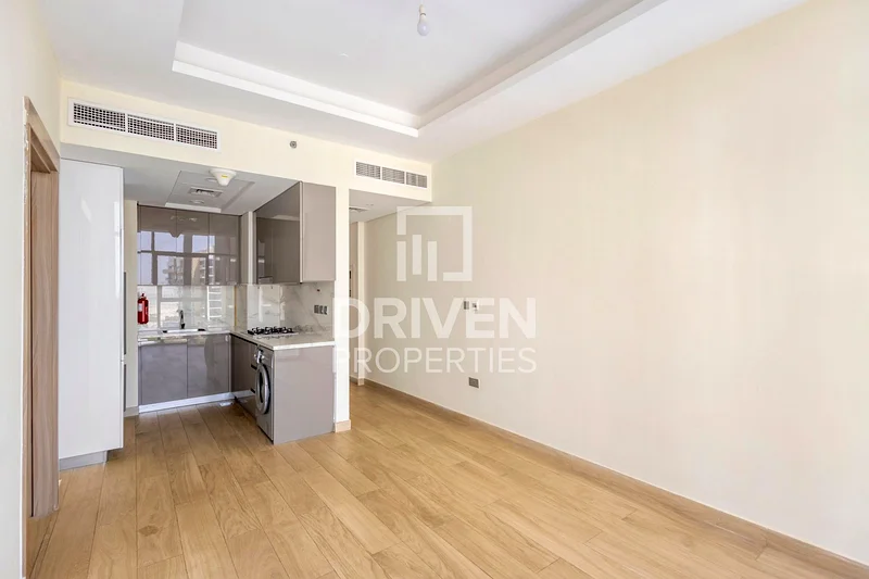 Chiller Free | Pool View | Ready to Move In63802764221315113