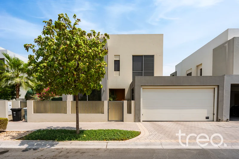 Vacant On Transfer | Negotiable | Big Plot64046222580994110
