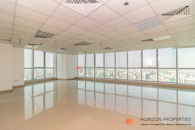مكتبان متجاوران | منظر رائع | طابق عالٍ63818030672643111
