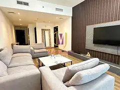 Furnished 1BHK | Low Floor | Closed Kitchen