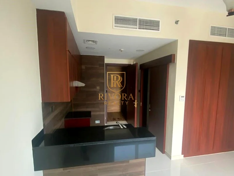 STUDIO I OPEN KITCHEN I GOOD OFFER63769028222209110