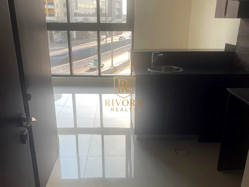 STUDIO I OPEN KITCHEN I GOOD OFFER63769028222209113