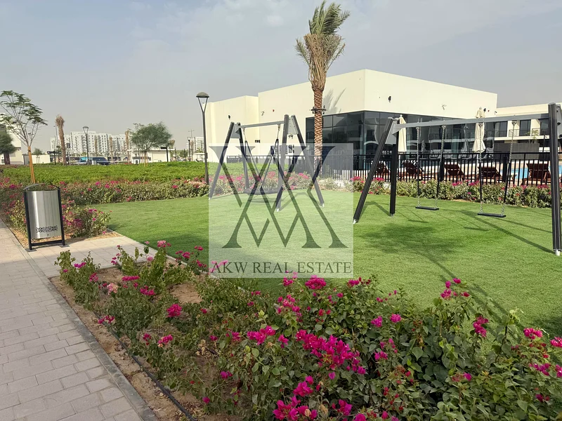 جديد بالكامل - منزل بثلاث غرف نوم + غرفة خادمة - هادئ ومتصل63737640975491113