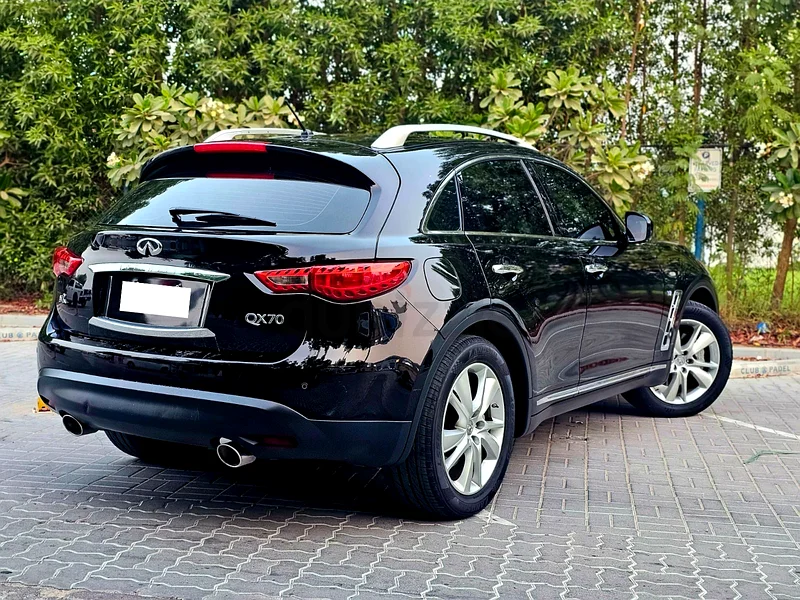 إنفيني QX70 V6 3.7 لتر خليجي 2017 خيار متكامل حافظ جيداً لا حوادث63699029883651114