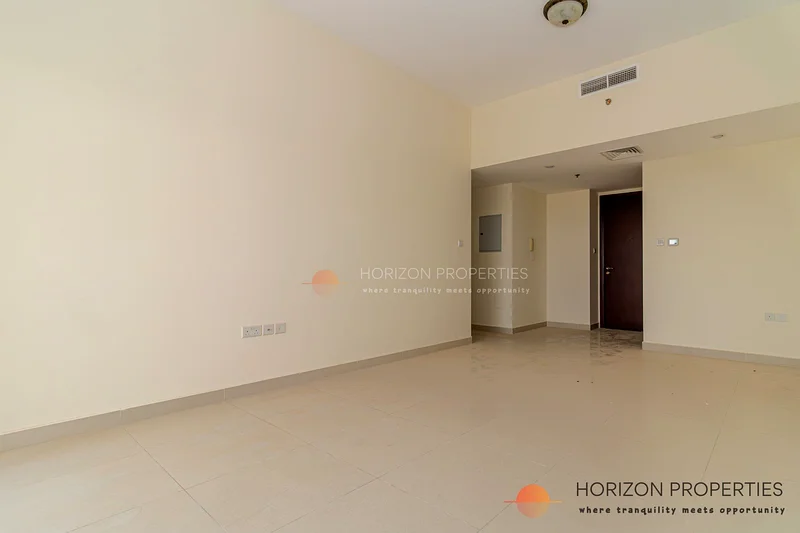 طابق عالي | حالة ممتازة | إطلالة على ملعب الجولف63814456946050113