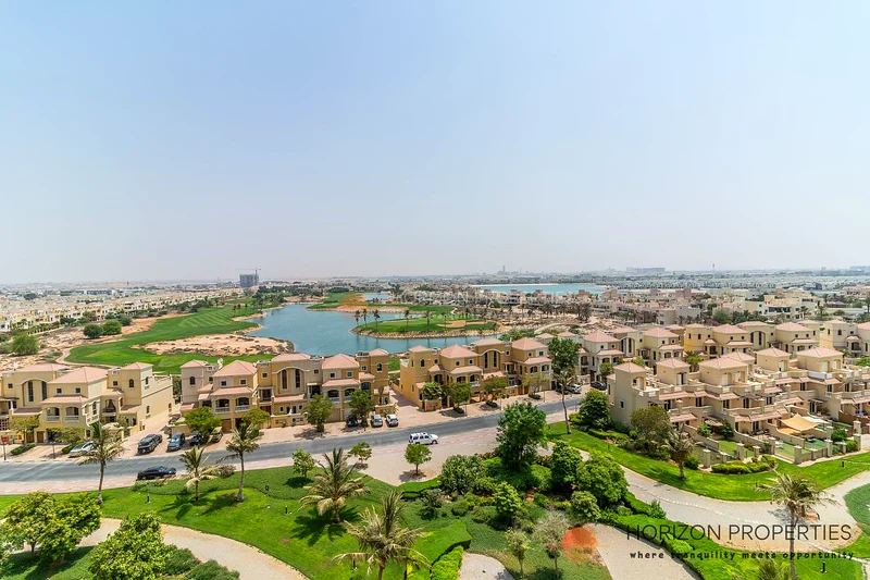 طابق عالي | حالة ممتازة | إطلالة على ملعب الجولف63814456946050110