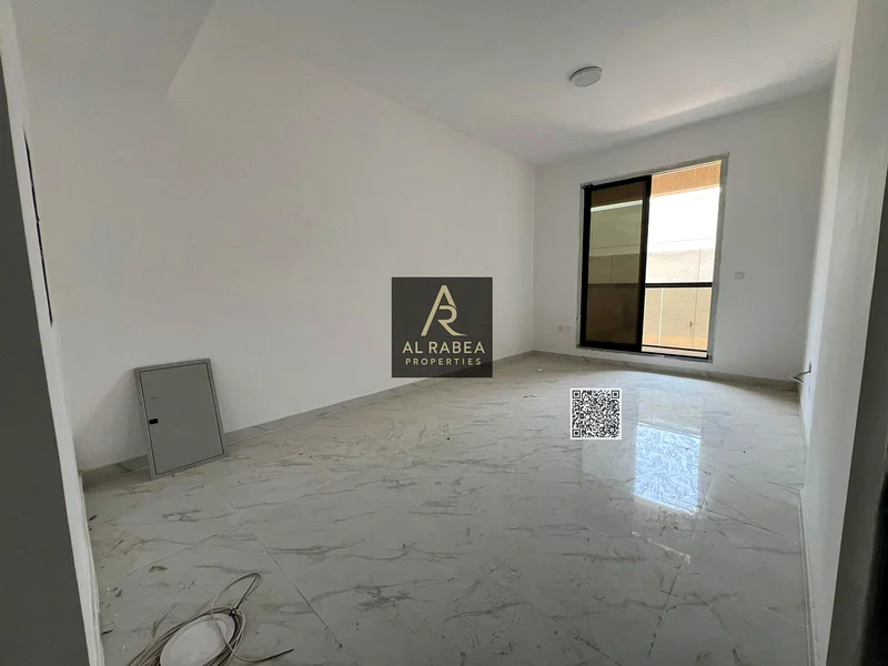 شرفة كبيرة    خزائن مدمجة بالقرب من مركز شرطة الحميدية63723190645377110