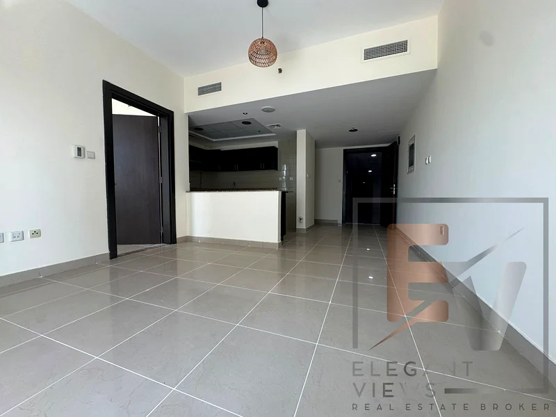 تخطيط كبير | غرفة نوم واحدة | طابق علوي63734819276161110