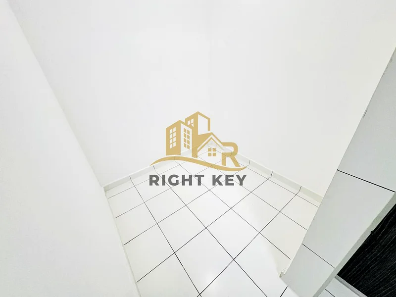 NEGOTIABLE / NO COMMISSION/ LUXURY 2BHK/ CLOSE KITCHEN/ 110K63765969533314114