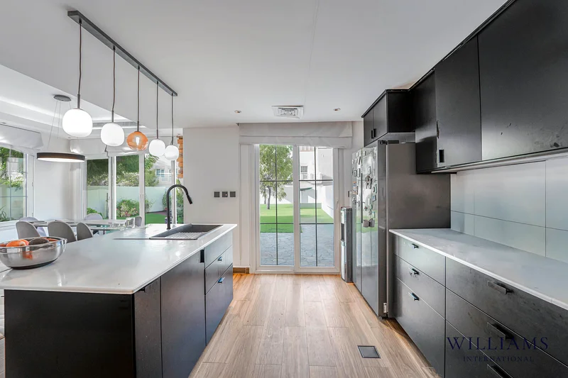 EXCLUSIVE | FULLY RENOVATED | LARGE PLOT63922624109057112