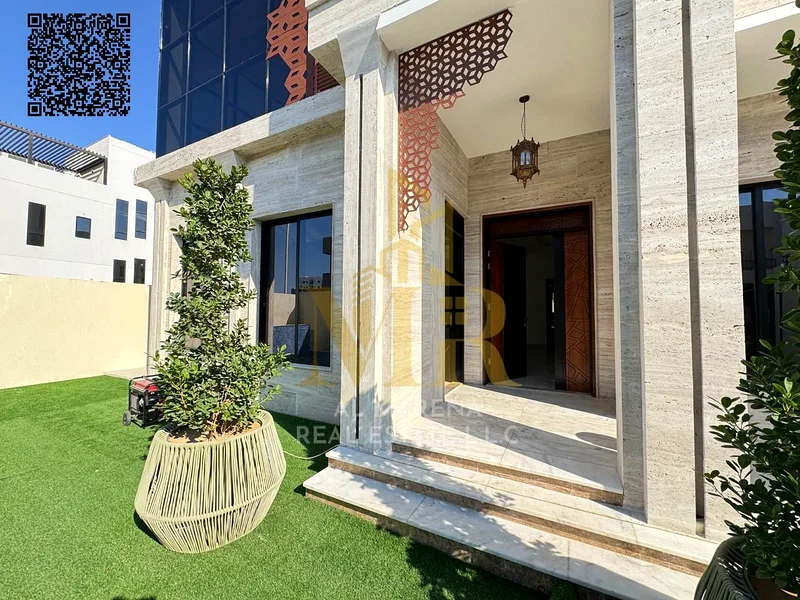 For sale, a villa in Ajman Alia, 6 master bedrooms, a majlis, a hall, and a maid's room. Freehold for all nationalities, with the possibility of bank63872801189121114