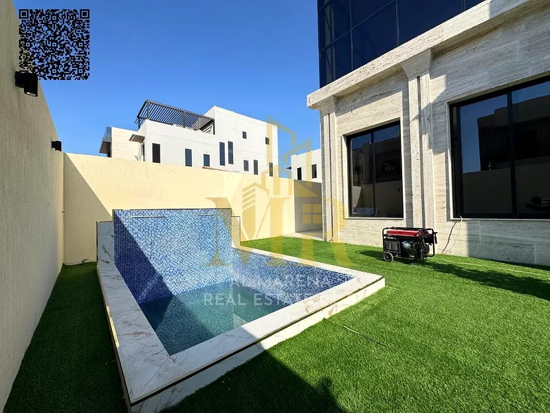 For sale, a villa in Ajman Alia, 6 master bedrooms, a majlis, a hall, and a maid's room. Freehold for all nationalities, with the possibility of bank63872801189121111