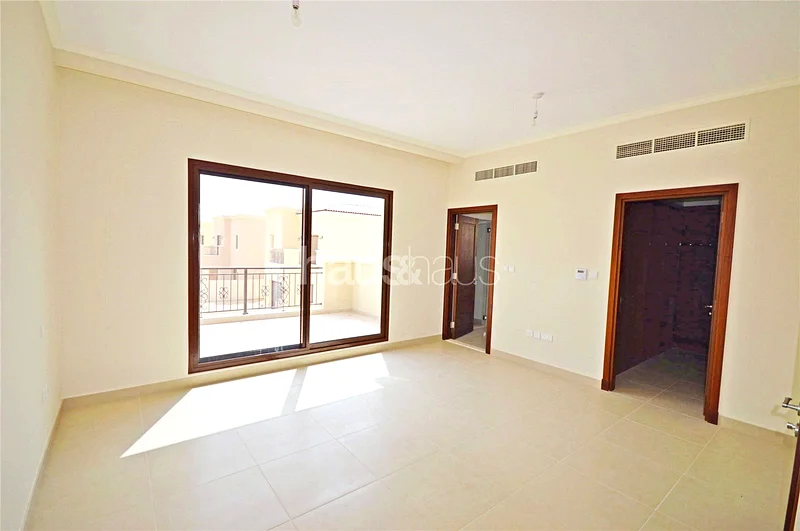 Available Soon | Well Maintained | Large Plot63727208304259112