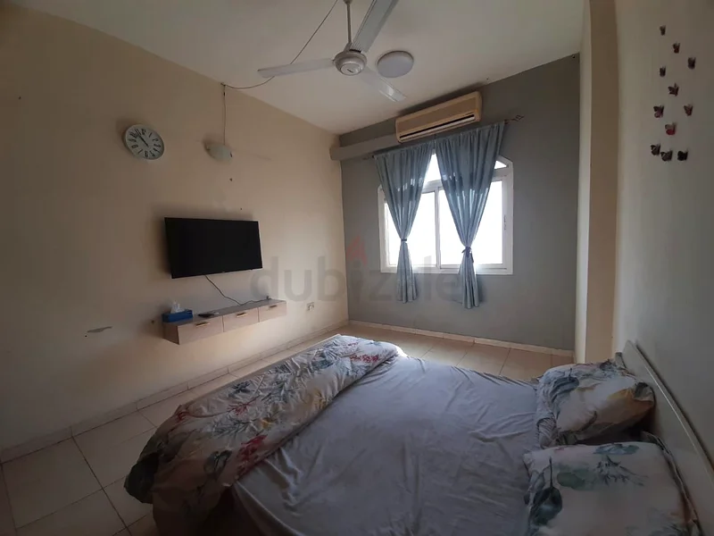 غرفة نوم خاصة متاحة للإيجار63798123981443110