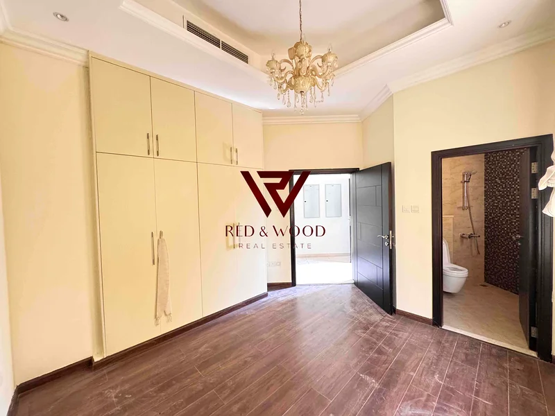Huge Size || Vacant 5BED+7Bath || Ready To Move63727565386625113