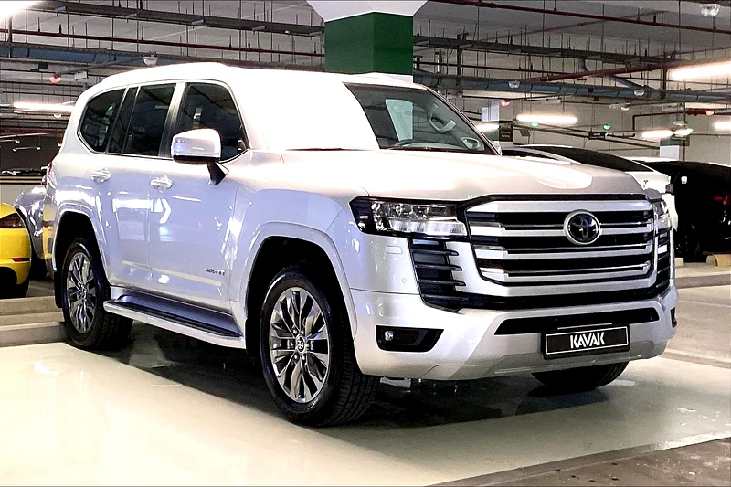 2024 Toyota Land Cruiser GXR  • Big Price Drop • Manufacturer warranty till 22-Aug-2027 • 100049863699052882433110