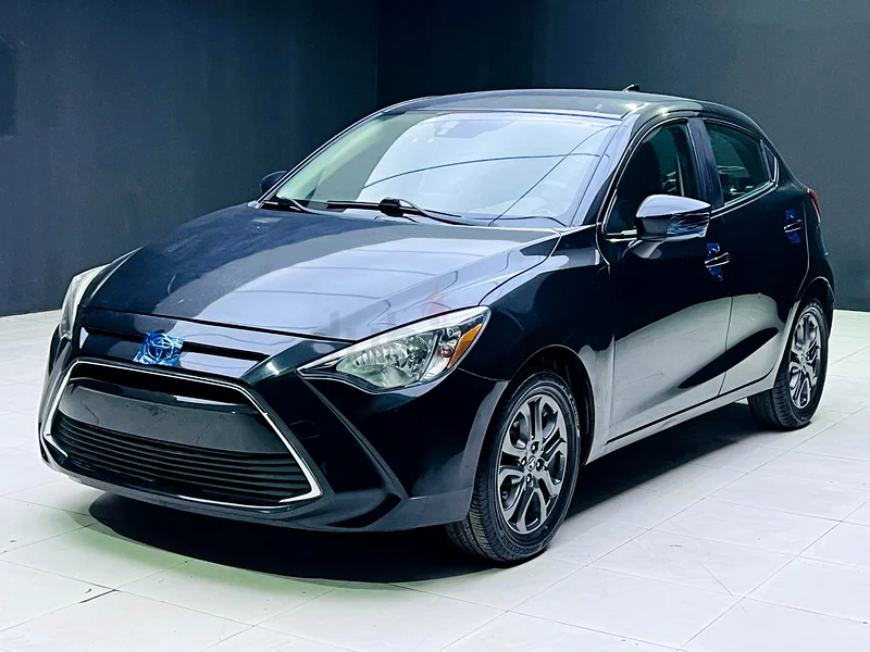 Toyota Yaris 2020 . Super Clean Car, Only 40K Milage,Push Start, Big Touch Screen, Back Camera63699051610371112