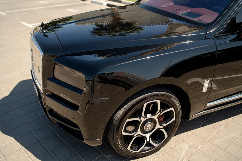 Rolls-Royce Cullinan - Black - 202063700662382979113