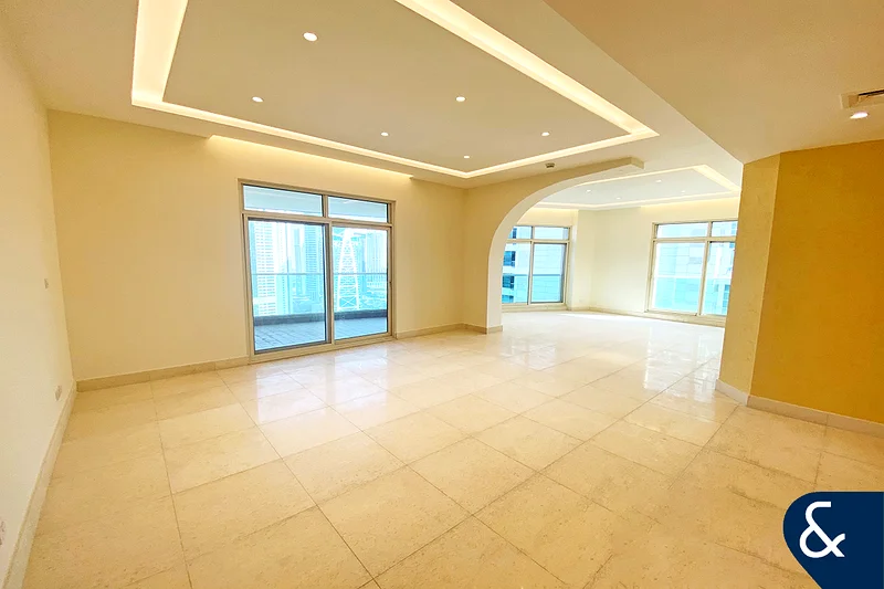 4 غرف نوم + غرفة خادمة | إطلالة على المارينا | متاح الآن64036191680513112