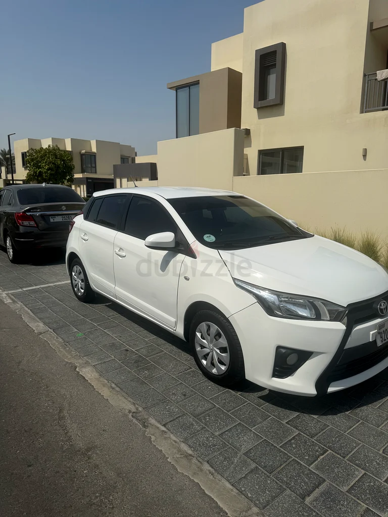 Toyota Yaris63699051410305112
