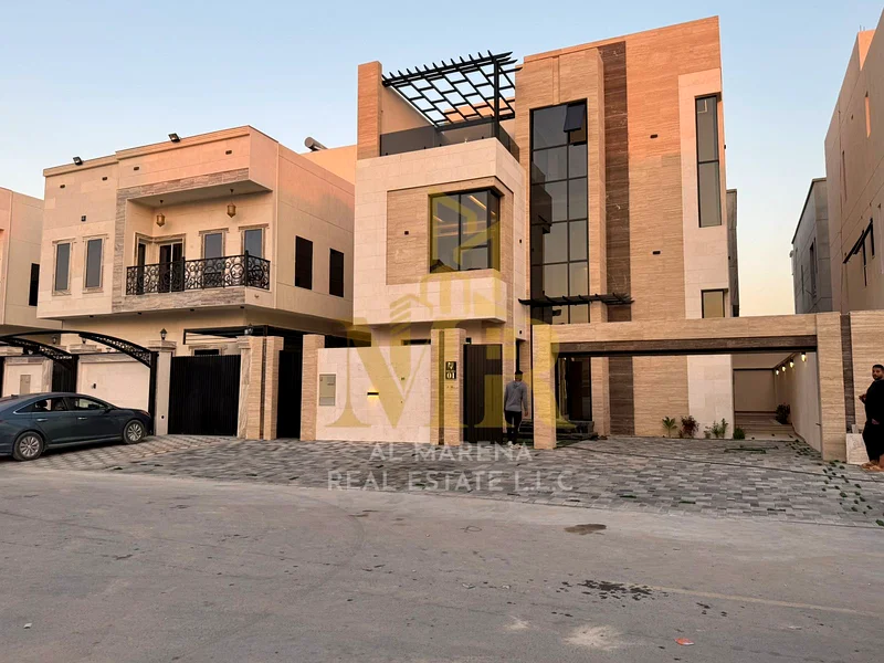 استلم فيلتك جاهزة للسكن، بما في ذلك تكييف الهواء والكهرباء والماء - تقسيمات داخلية واسعة جداً وتشطيبات على طراز الفنادق.63907818219650114