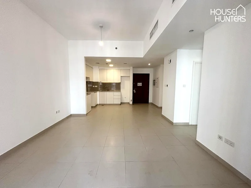 شاغرة | بائع نقدي | استثمار مثالي للإيجار63952307574659112