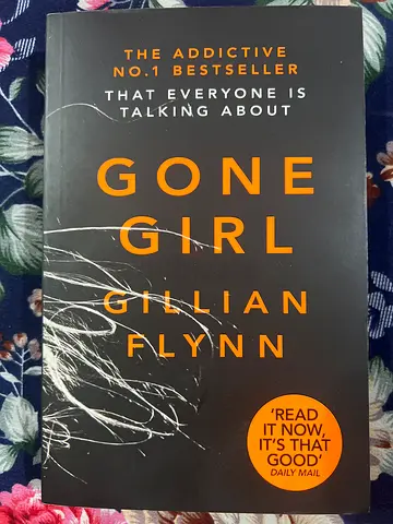 Gone Girl by Gillian Flynn - A Gripping Psychological Thriller Novel Book